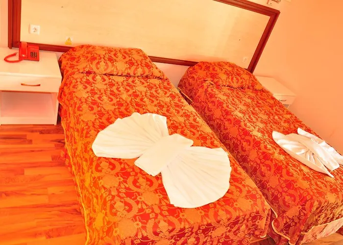 Hotel Akvaryum 3*