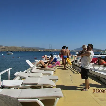 Akvaryum Hotel